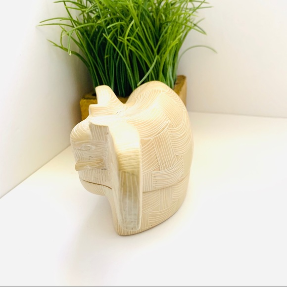 Vintage elephant hand carved soapbox from Kenya - Picture 3 of 8